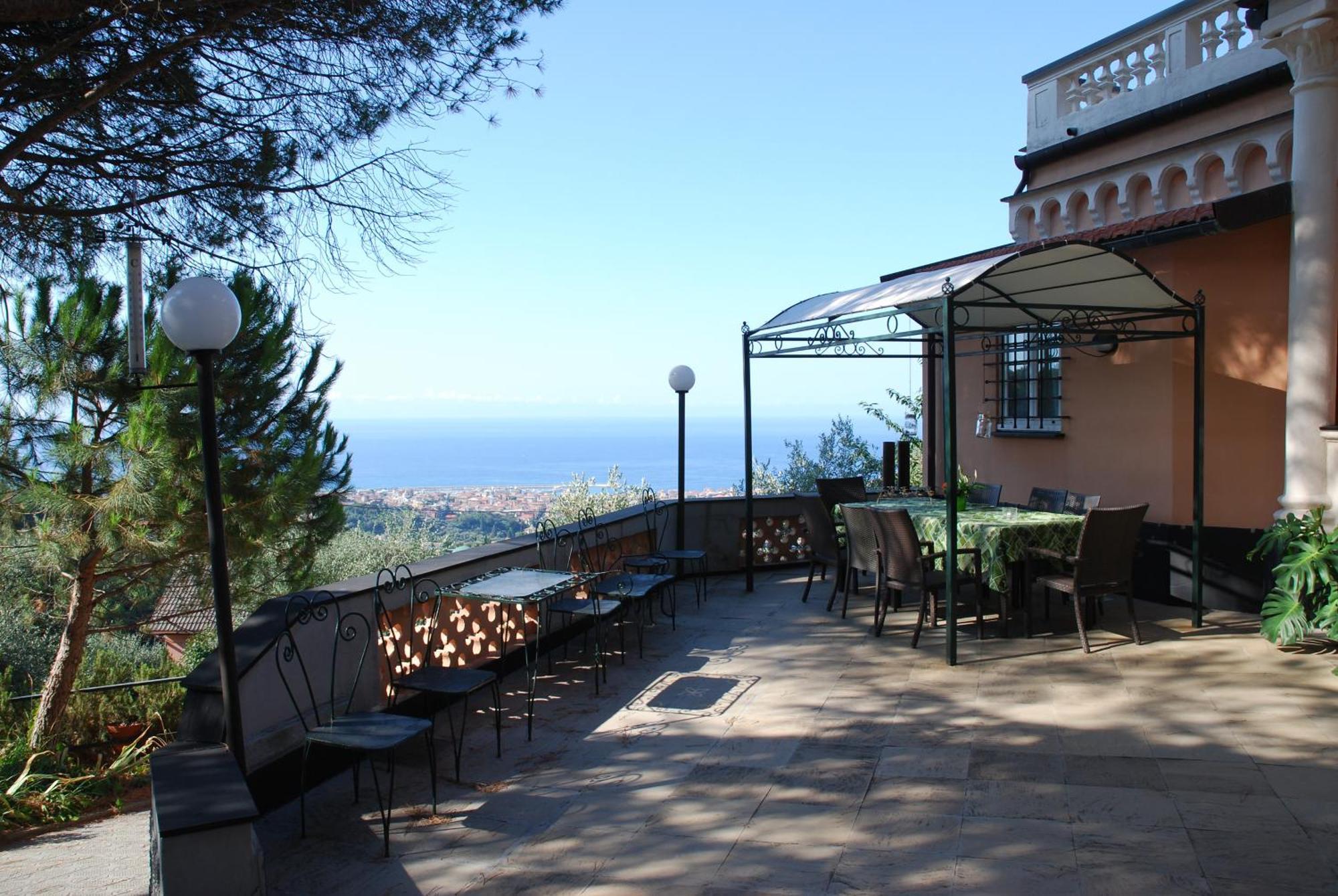 Villa Rocca Leivi Exterior photo